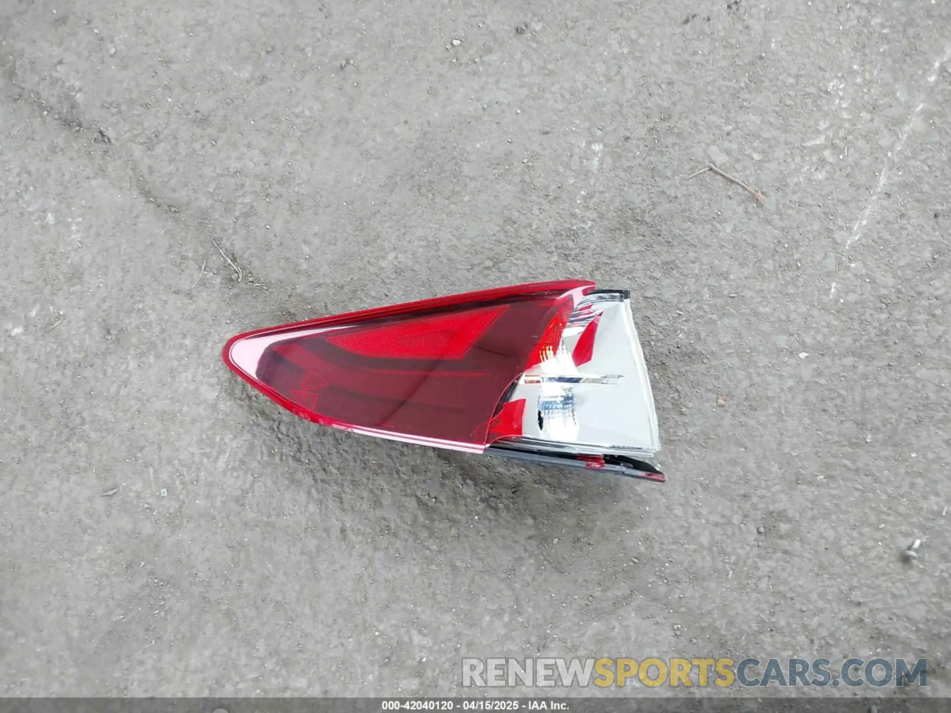 12 Photograph of a damaged car 5FNRL6H75PB074822 HONDA ODYSSEY 2023