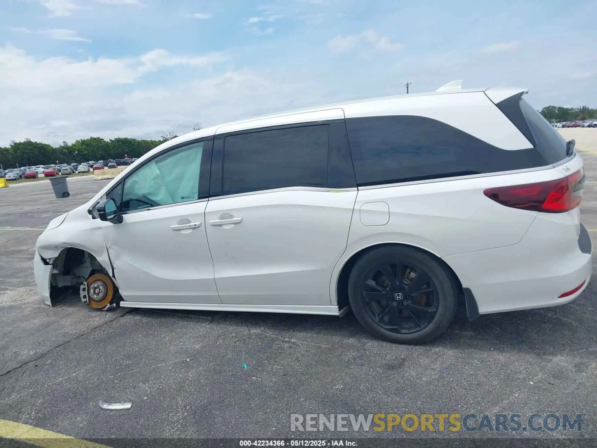 14 Photograph of a damaged car 5FNRL6H7XPB063069 HONDA ODYSSEY 2023