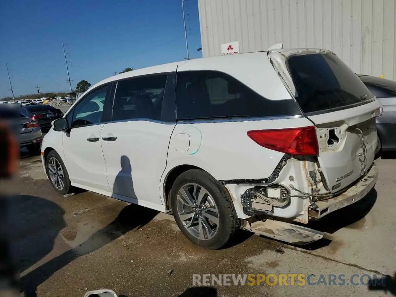 2 Photograph of a damaged car 5FNRL6H80PB024709 HONDA ODYSSEY 2023