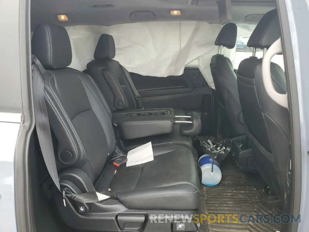 11 Photograph of a damaged car 5FNRL6H80PB057256 HONDA ODYSSEY 2023