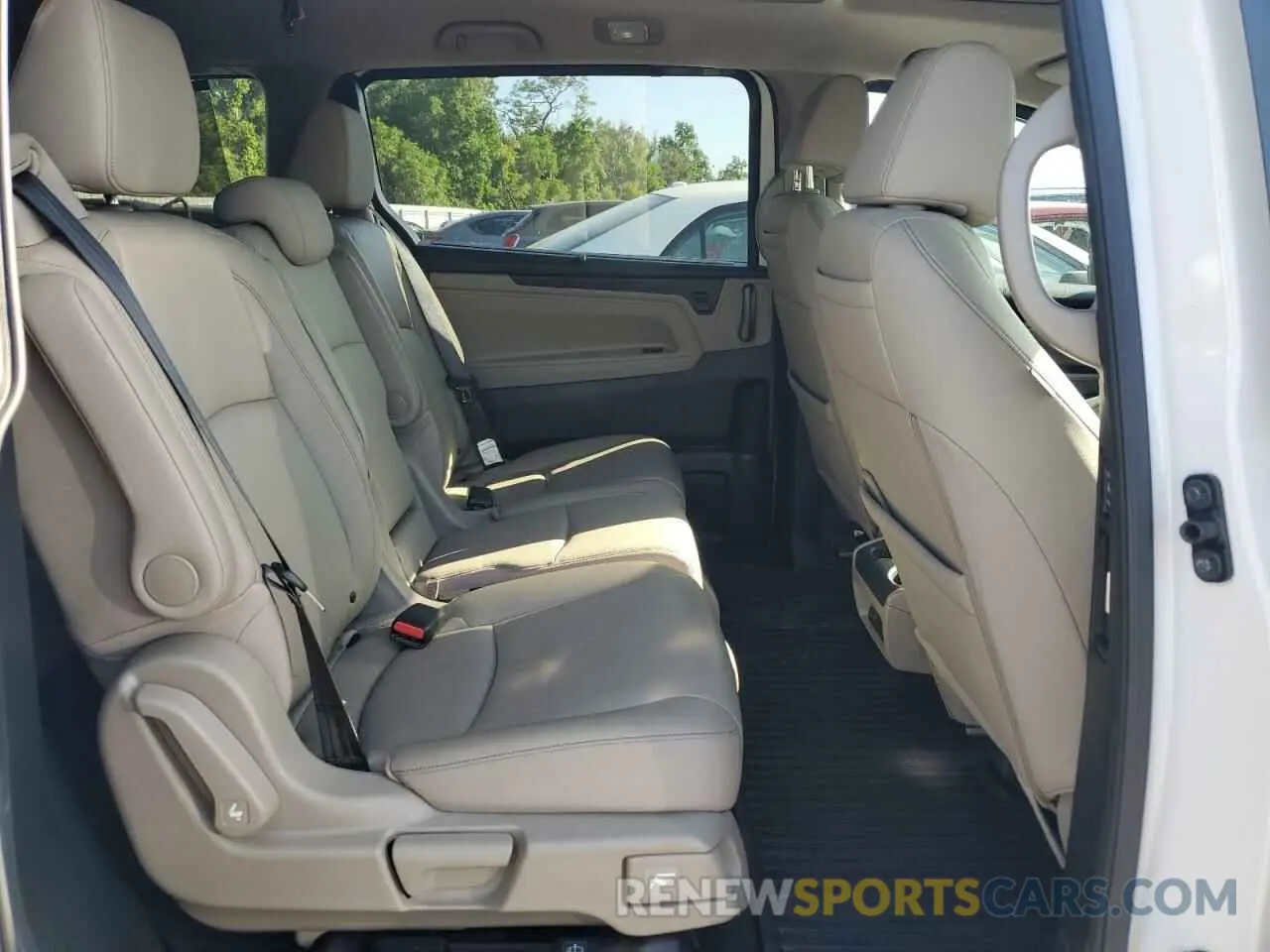 12 Photograph of a damaged car 5FNRL6H80PB076731 HONDA ODYSSEY 2023
