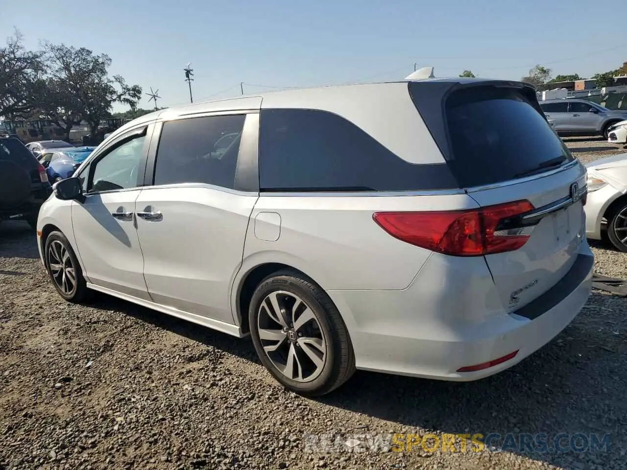 2 Photograph of a damaged car 5FNRL6H80PB076731 HONDA ODYSSEY 2023