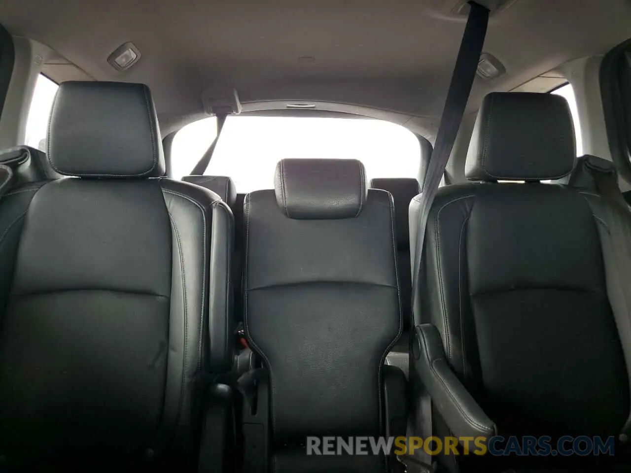 10 Photograph of a damaged car 5FNRL6H84PB052609 HONDA ODYSSEY 2023