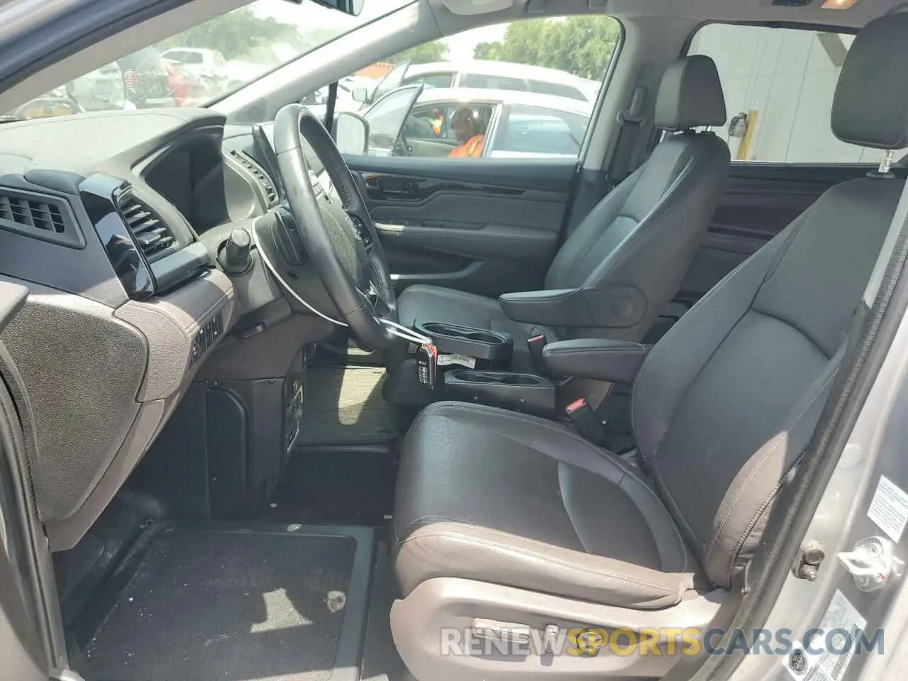 7 Photograph of a damaged car 5FNRL6H85PB000292 HONDA ODYSSEY 2023