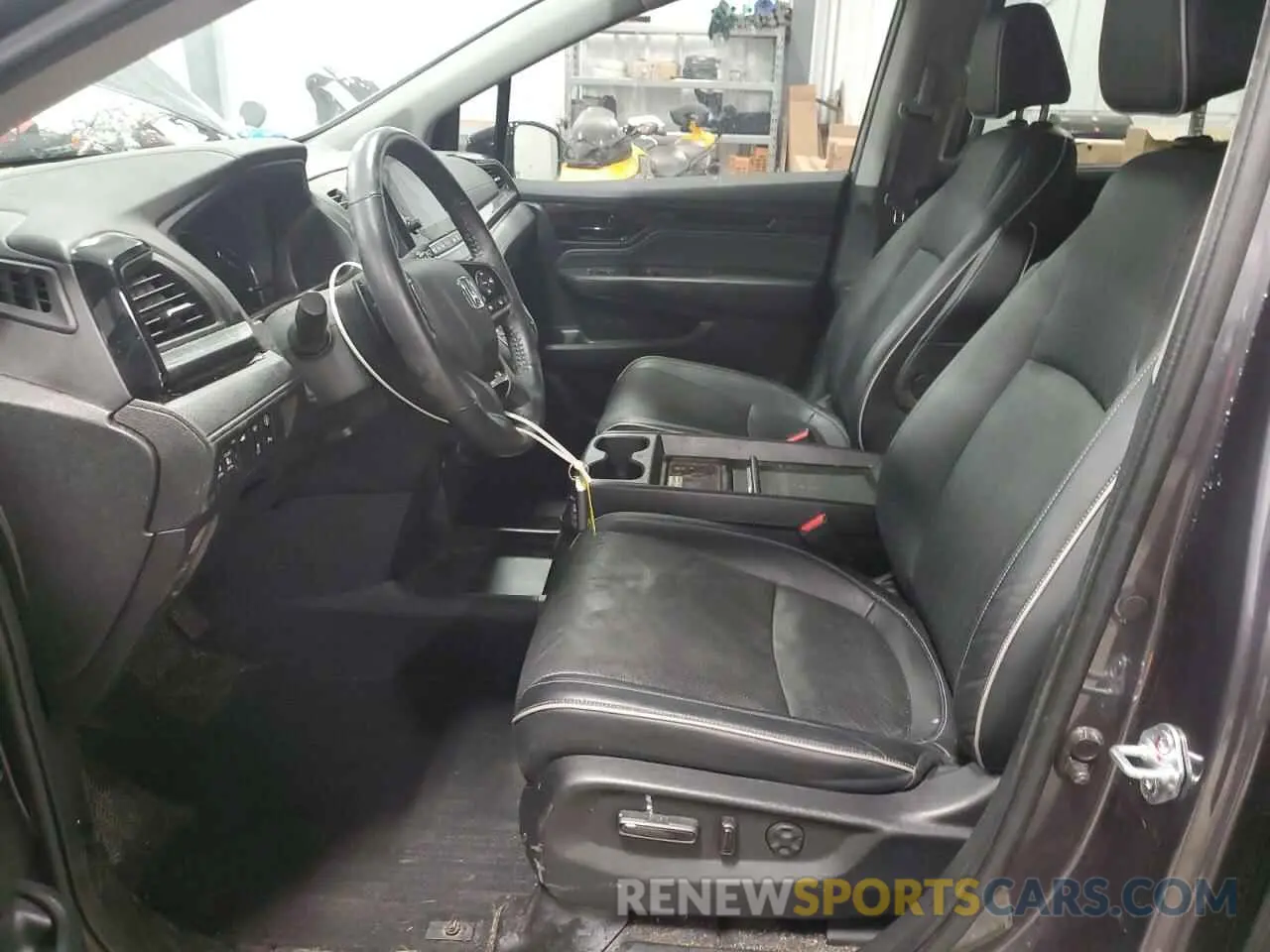 7 Photograph of a damaged car 5FNRL6H87PB500101 HONDA ODYSSEY 2023