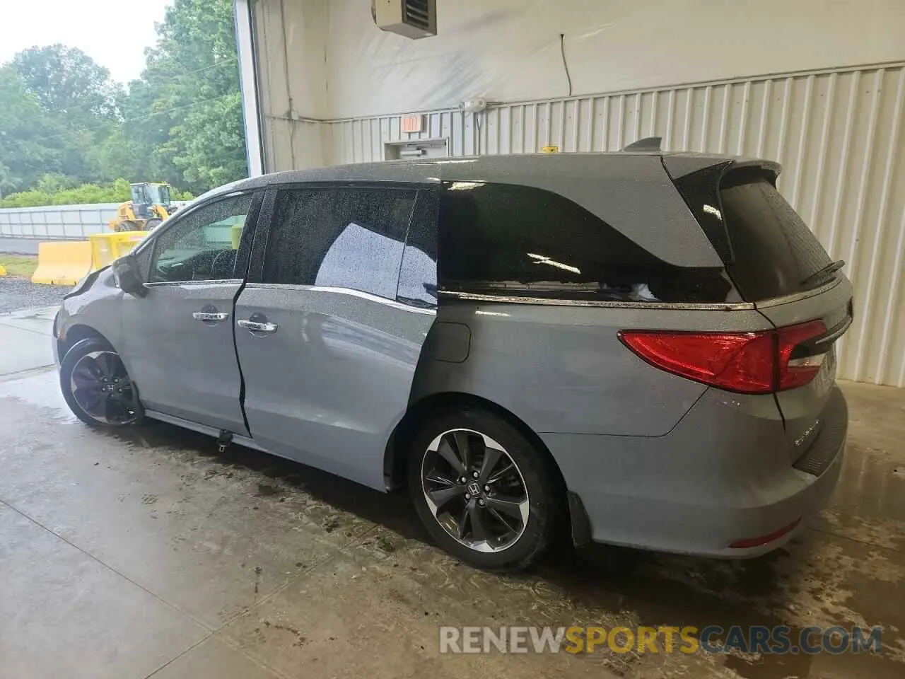 2 Photograph of a damaged car 5FNRL6H90PB071988 HONDA ODYSSEY 2023