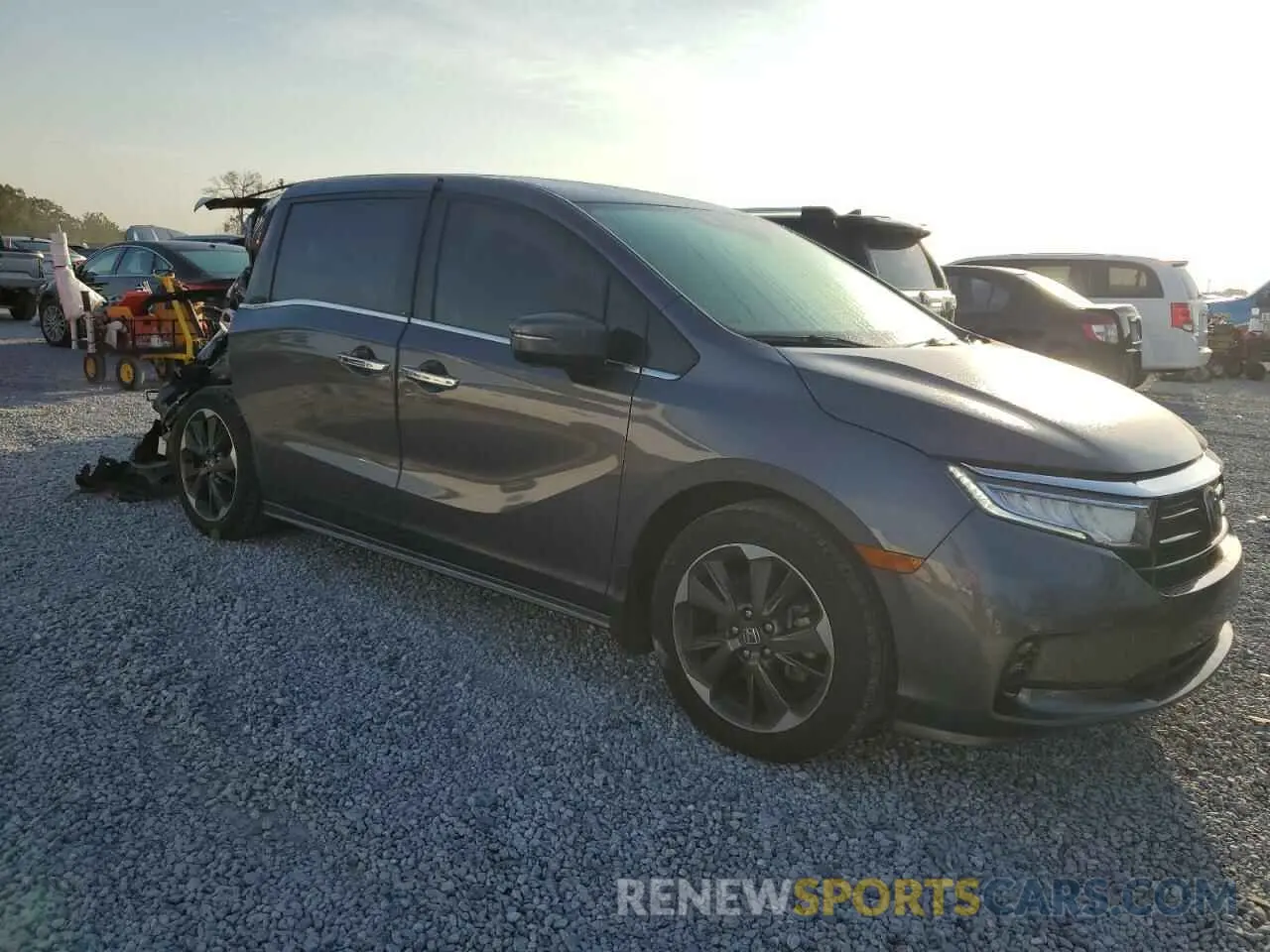 4 Photograph of a damaged car 5FNRL6H92PB018323 HONDA ODYSSEY 2023