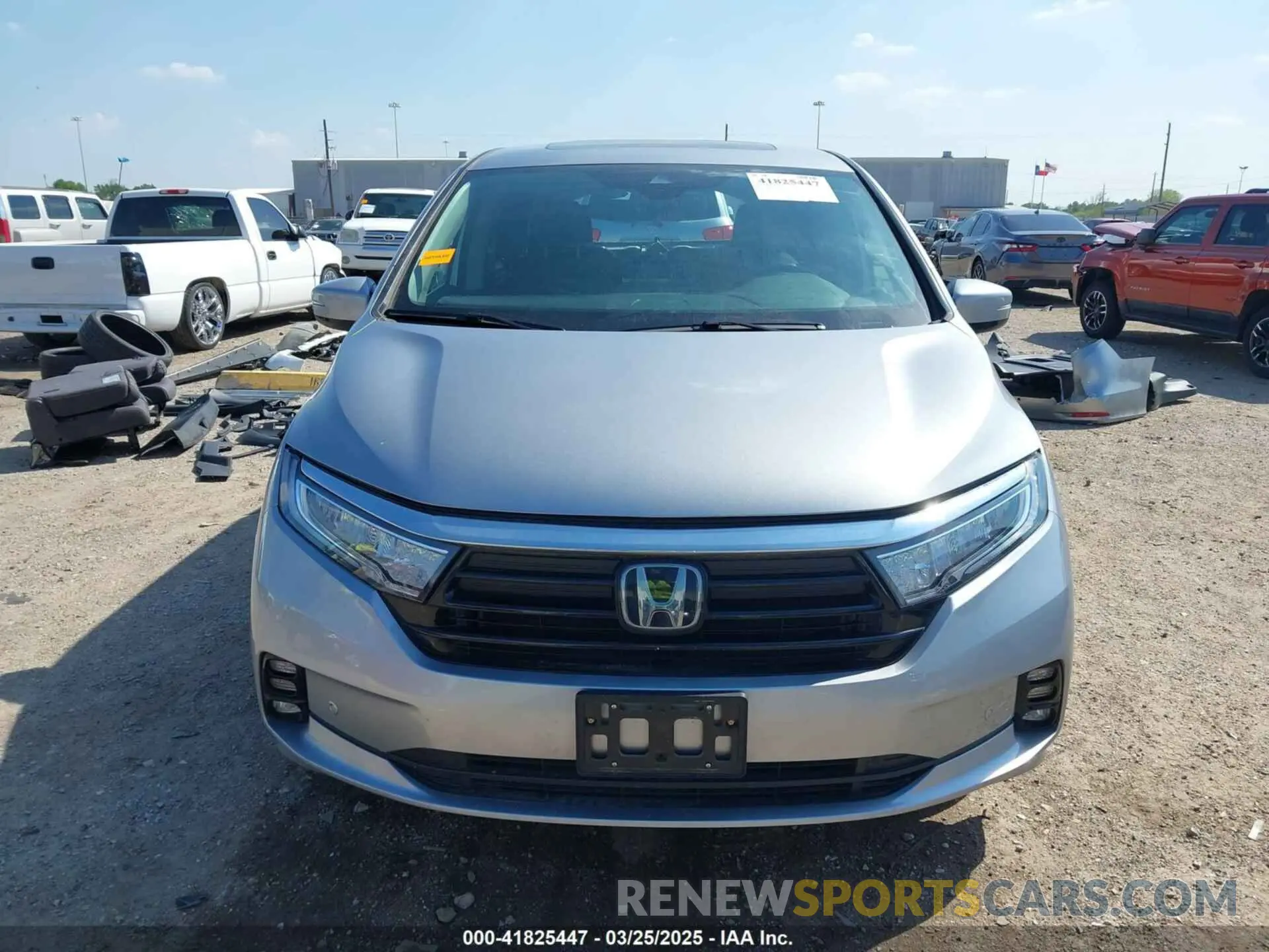 13 Photograph of a damaged car 5FNRL6H95PB063398 HONDA ODYSSEY 2023