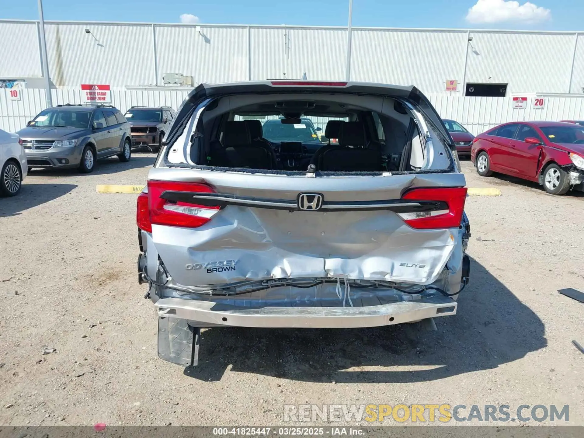 6 Photograph of a damaged car 5FNRL6H95PB063398 HONDA ODYSSEY 2023