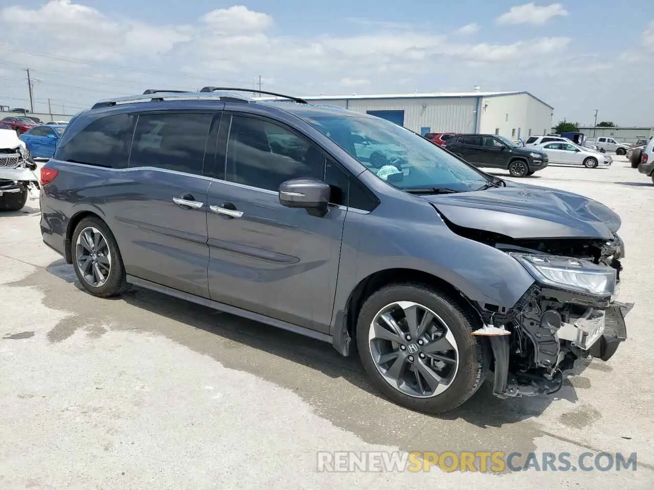 4 Photograph of a damaged car 5FNRL6H96PB039966 HONDA ODYSSEY 2023