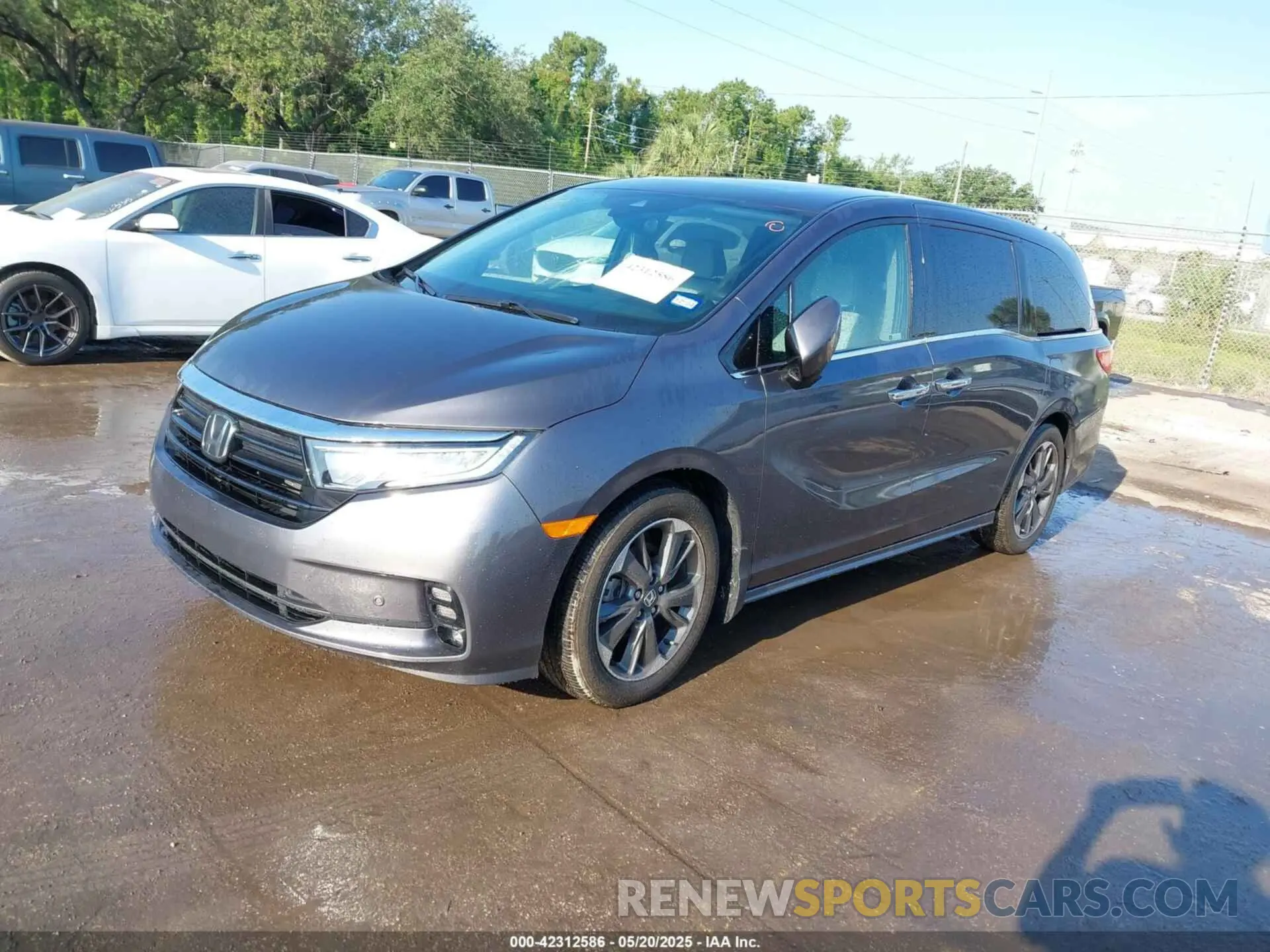 2 Photograph of a damaged car 5FNRL6H98PB017788 HONDA ODYSSEY 2023