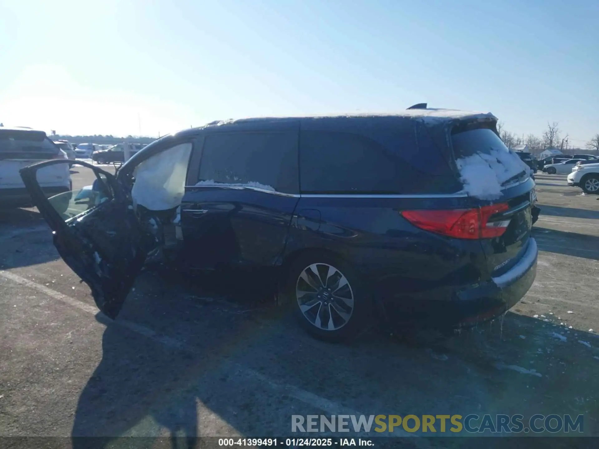 3 Photograph of a damaged car 5FNRL6H60RB061017 HONDA ODYSSEY 2024