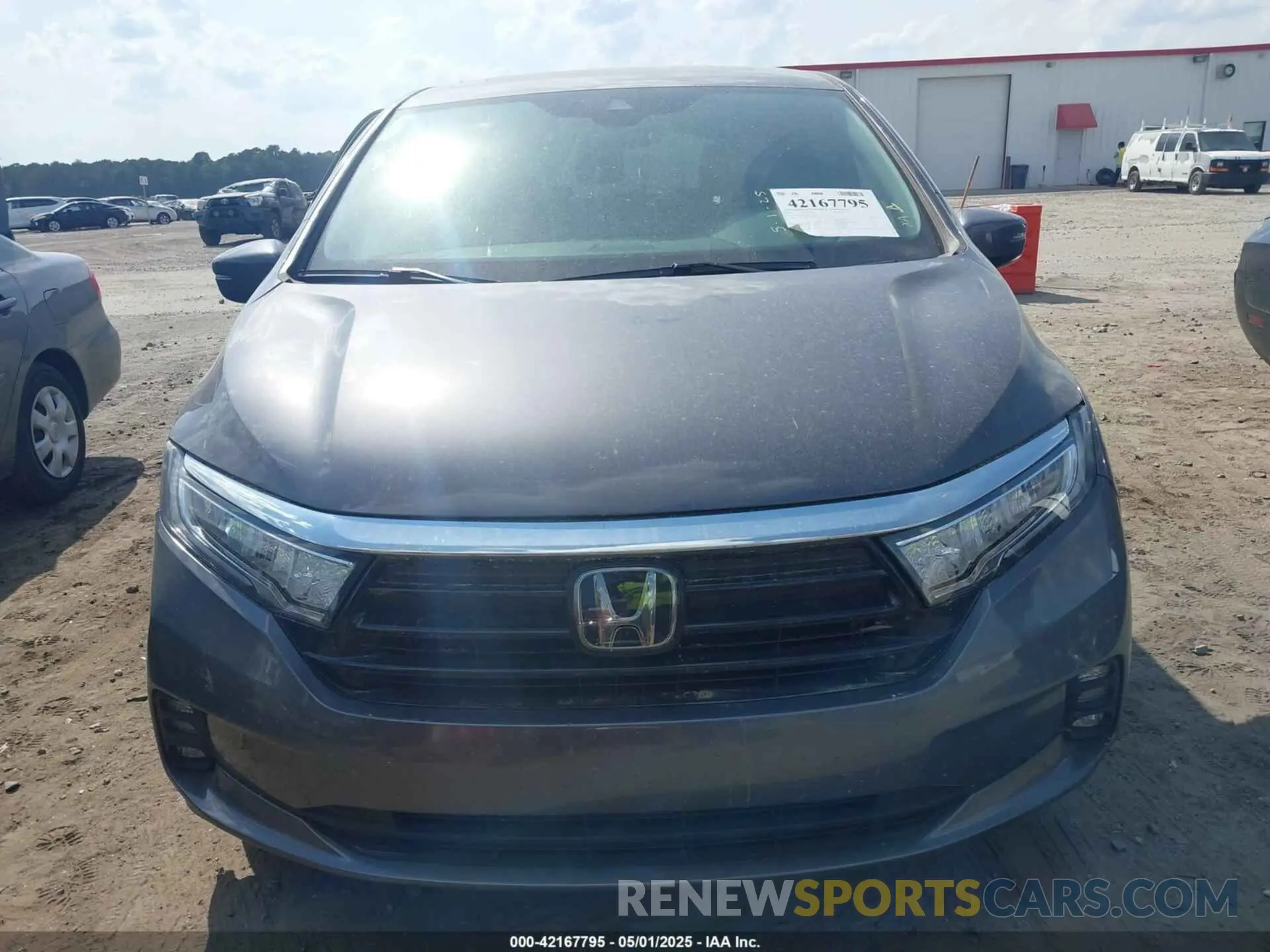 12 Photograph of a damaged car 5FNRL6H60RB071028 HONDA ODYSSEY 2024