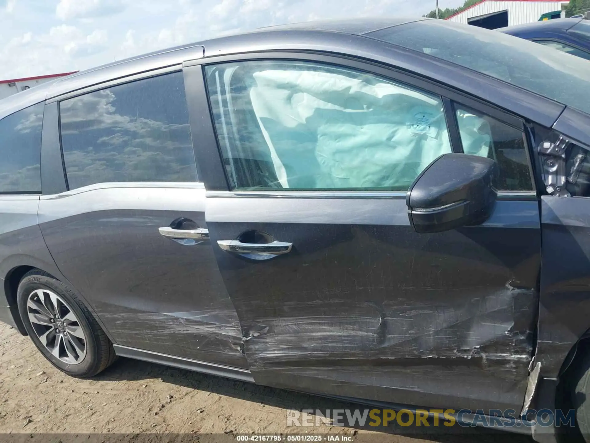 13 Photograph of a damaged car 5FNRL6H60RB071028 HONDA ODYSSEY 2024