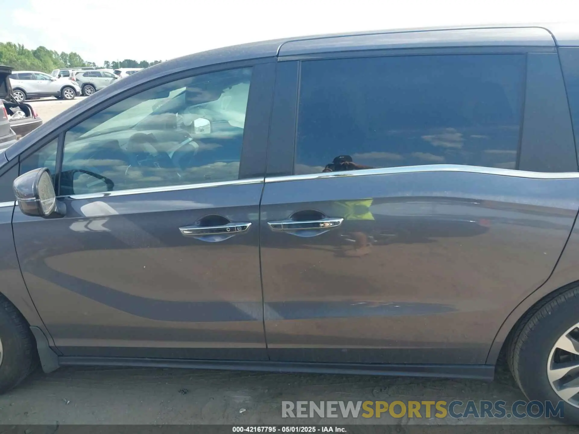 14 Photograph of a damaged car 5FNRL6H60RB071028 HONDA ODYSSEY 2024