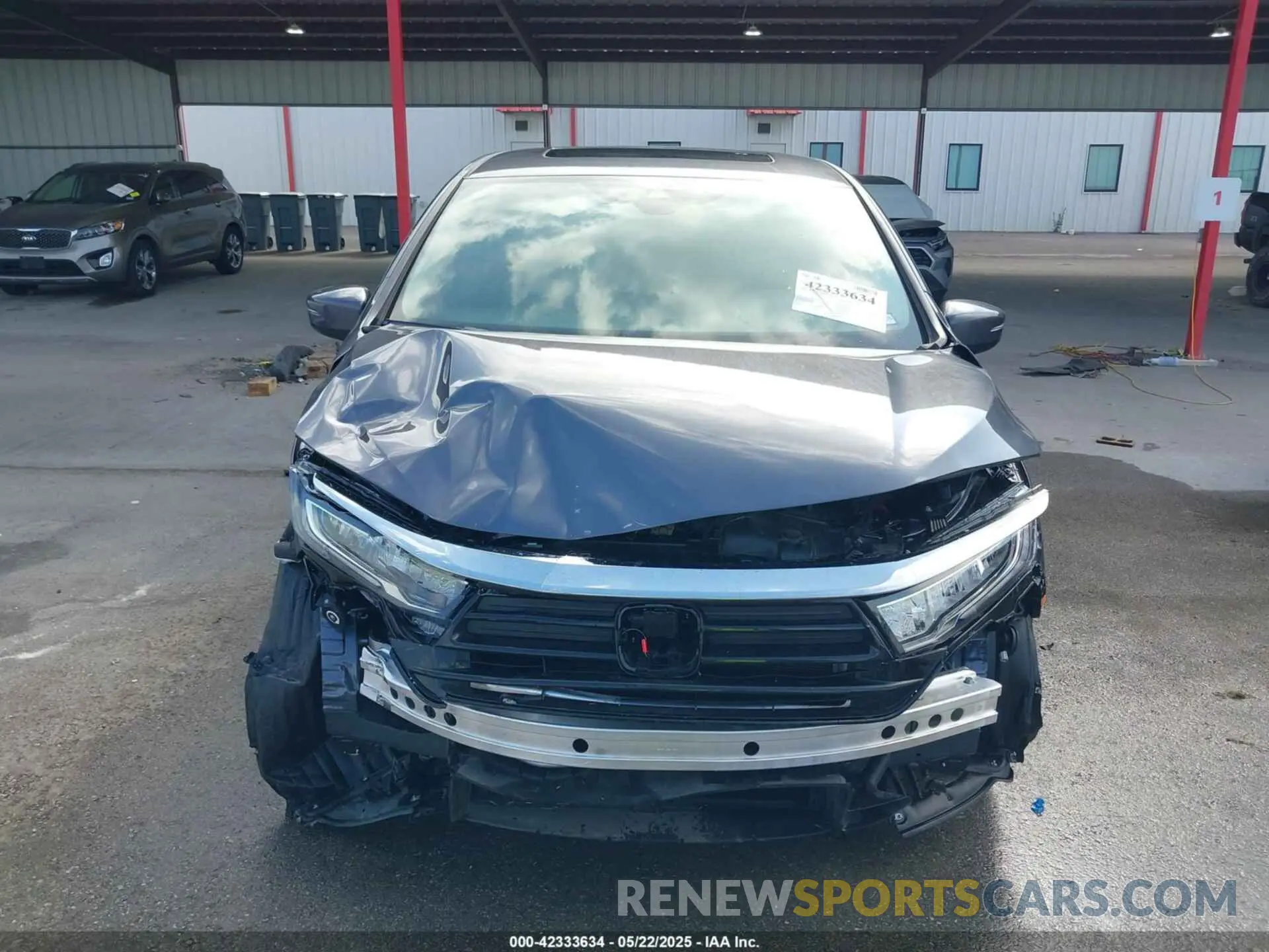 13 Photograph of a damaged car 5FNRL6H61RB047000 HONDA ODYSSEY 2024