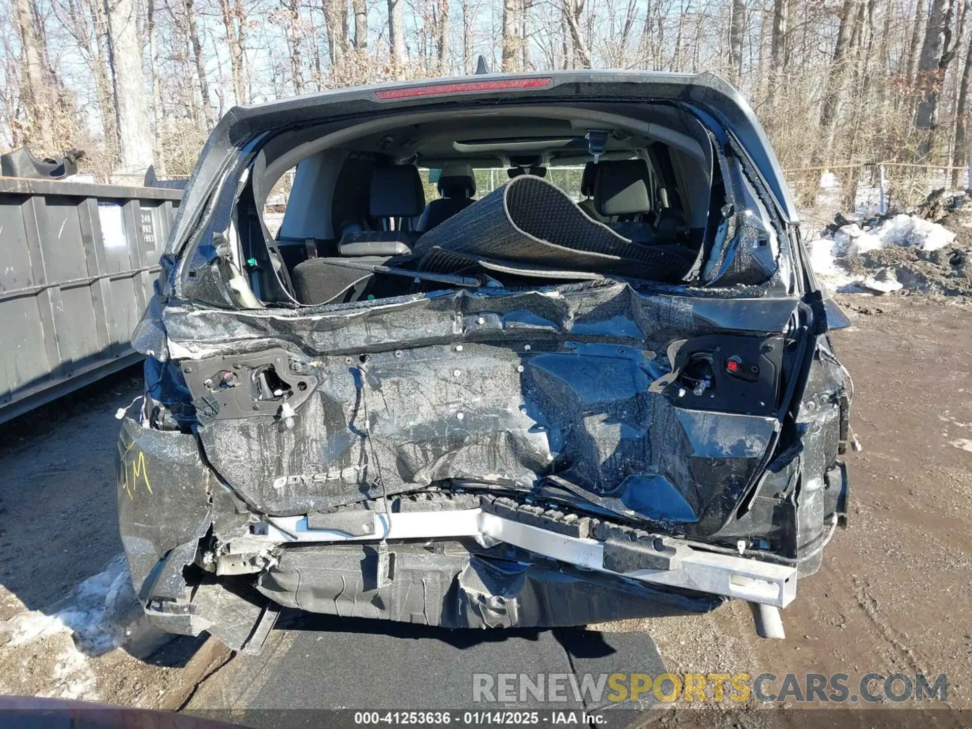 16 Photograph of a damaged car 5FNRL6H63RB057902 HONDA ODYSSEY 2024