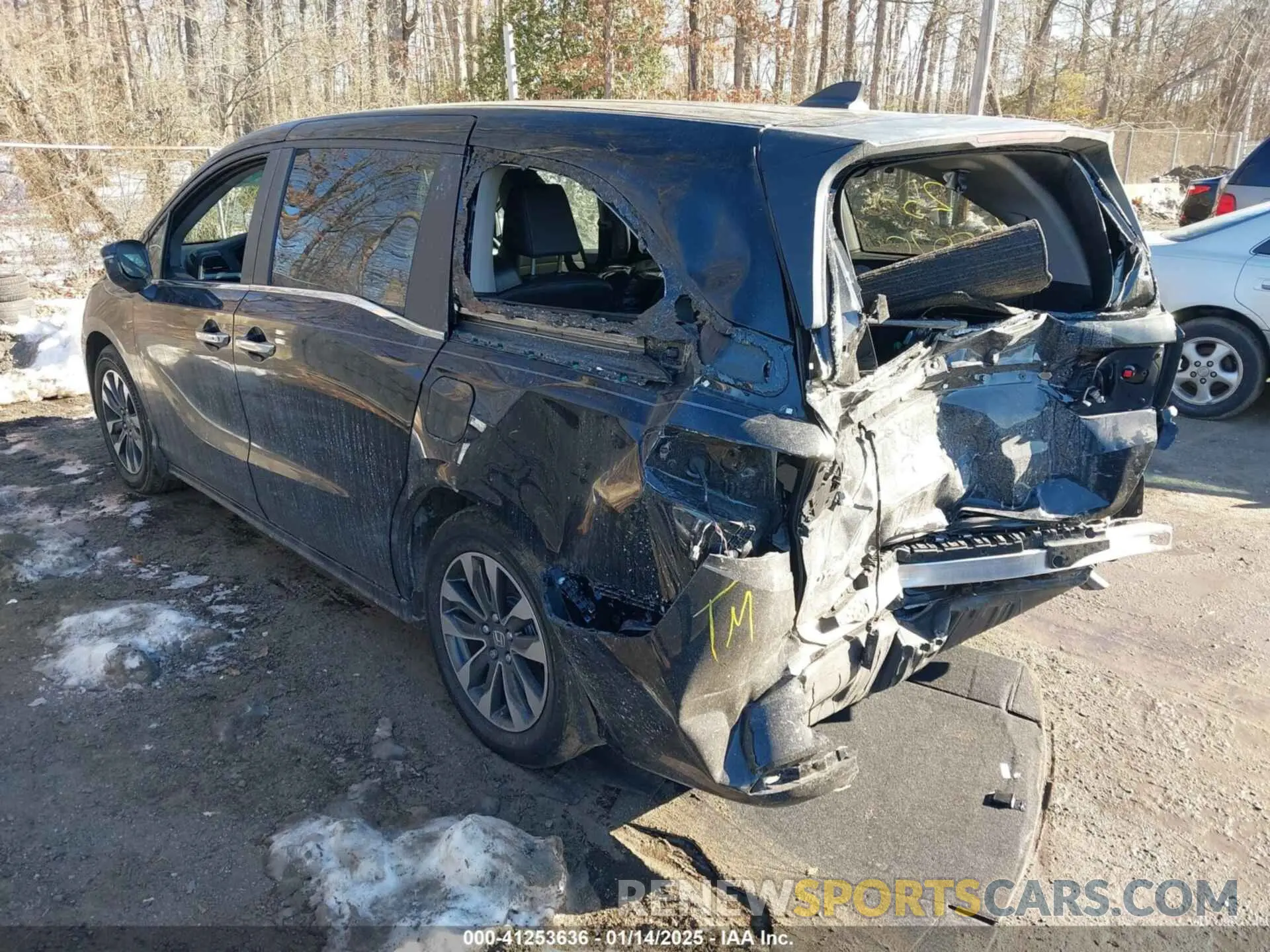 3 Photograph of a damaged car 5FNRL6H63RB057902 HONDA ODYSSEY 2024