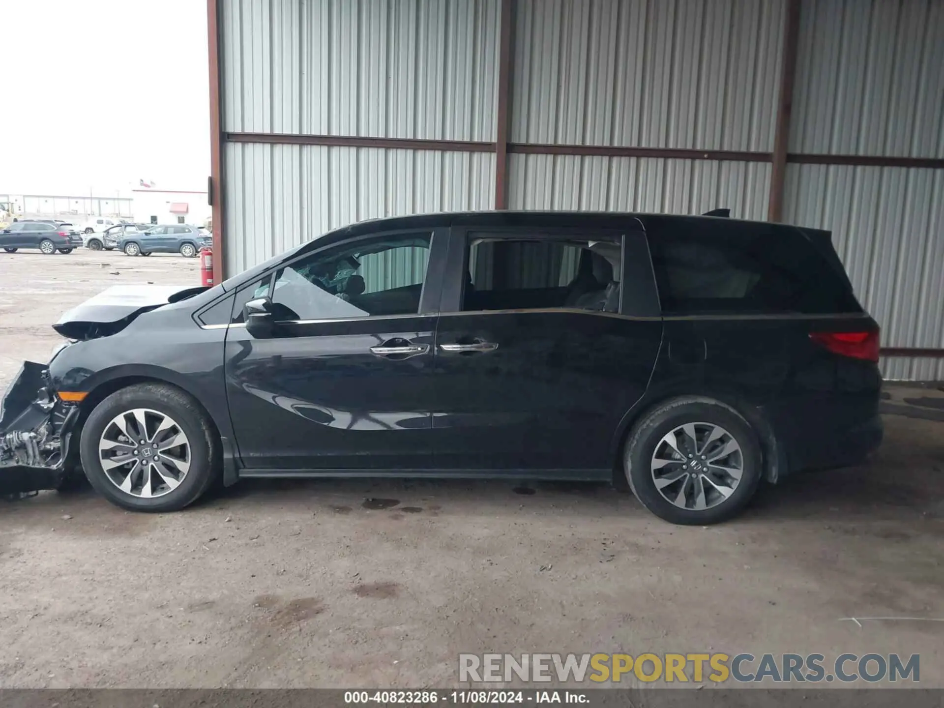 13 Photograph of a damaged car 5FNRL6H65RB018602 HONDA ODYSSEY 2024