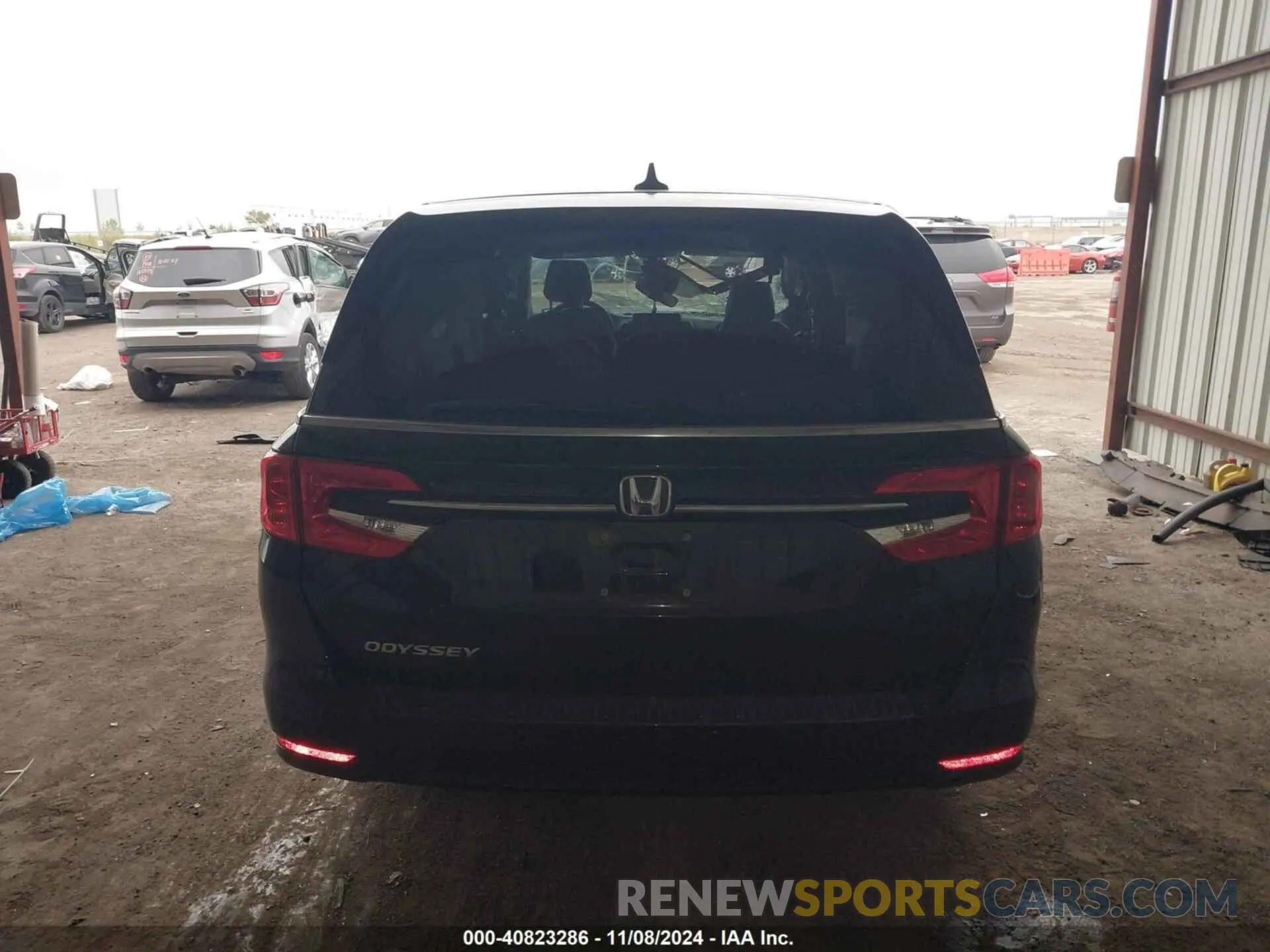 15 Photograph of a damaged car 5FNRL6H65RB018602 HONDA ODYSSEY 2024