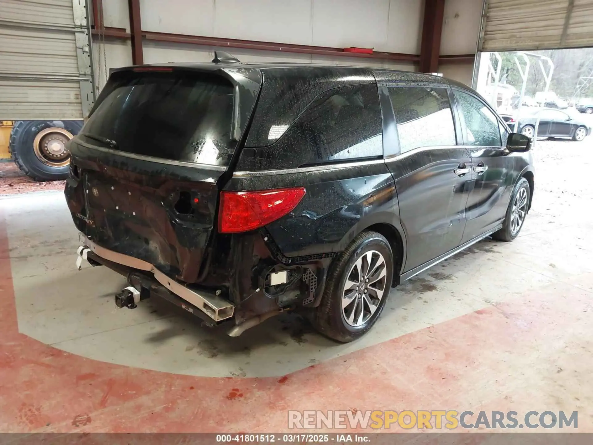 4 Photograph of a damaged car 5FNRL6H65RB018633 HONDA ODYSSEY 2024