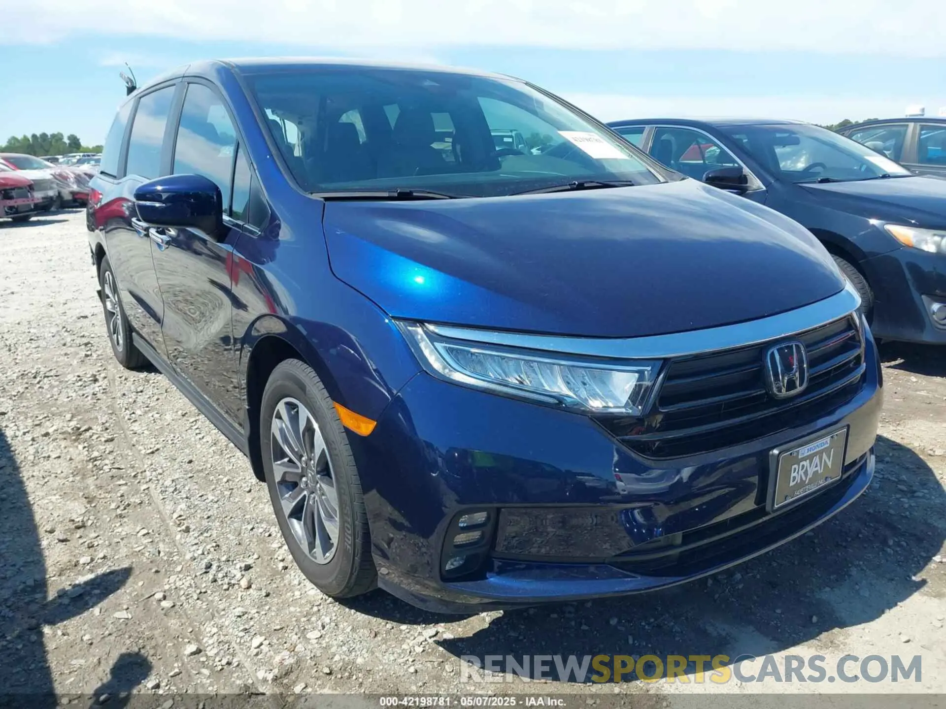 1 Photograph of a damaged car 5FNRL6H65RB067573 HONDA ODYSSEY 2024