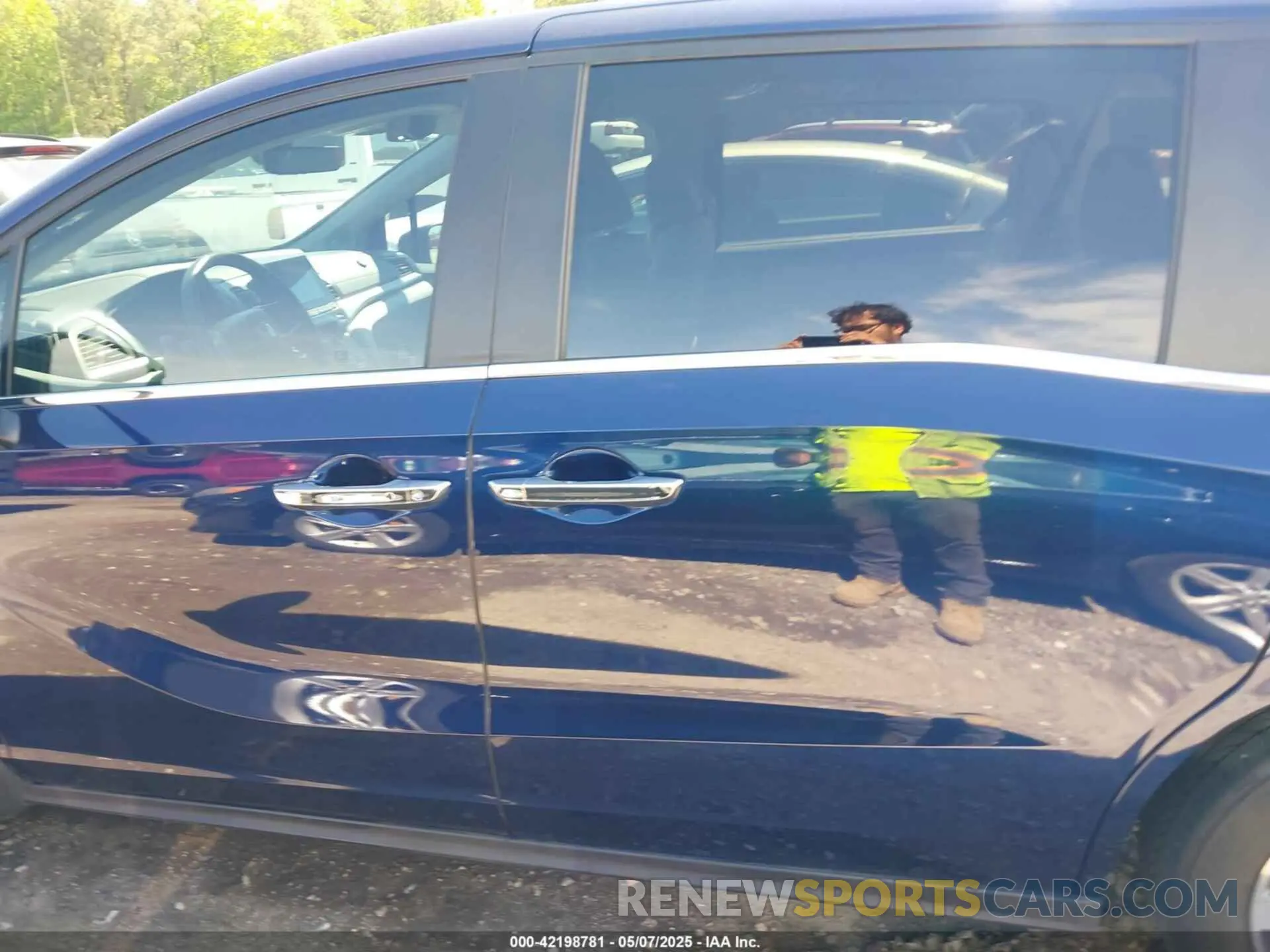 15 Photograph of a damaged car 5FNRL6H65RB067573 HONDA ODYSSEY 2024