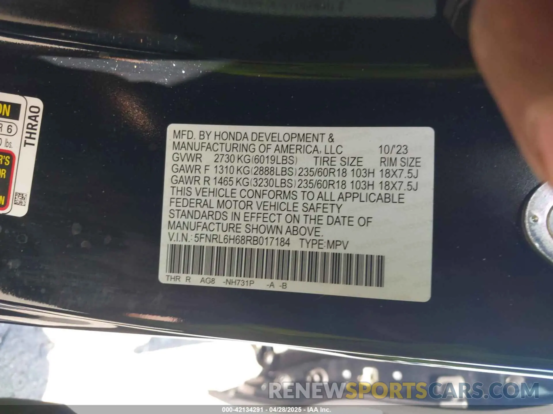 9 Photograph of a damaged car 5FNRL6H68RB017184 HONDA ODYSSEY 2024