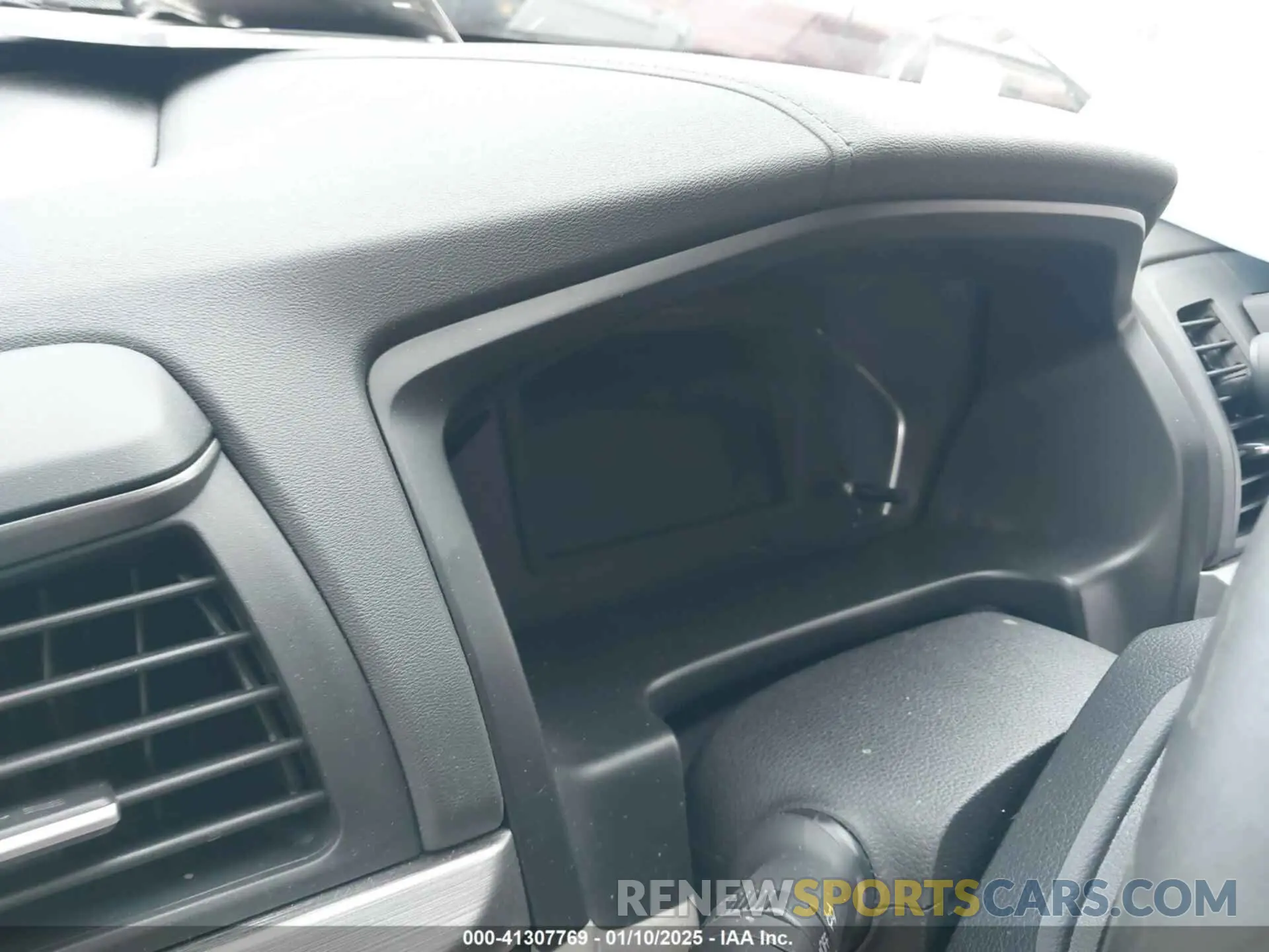 14 Photograph of a damaged car 5FNRL6H69RB039744 HONDA ODYSSEY 2024