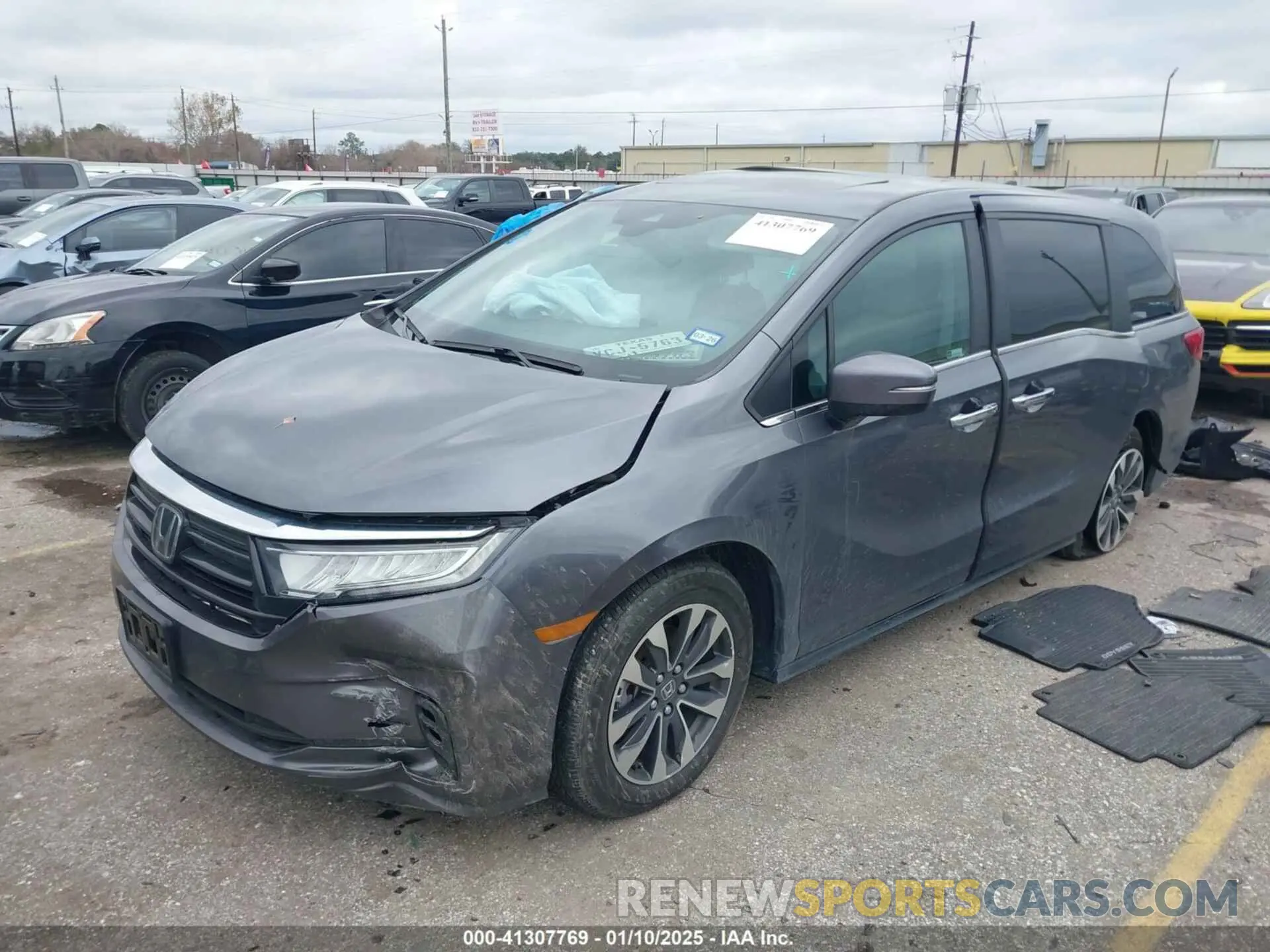 2 Photograph of a damaged car 5FNRL6H69RB039744 HONDA ODYSSEY 2024