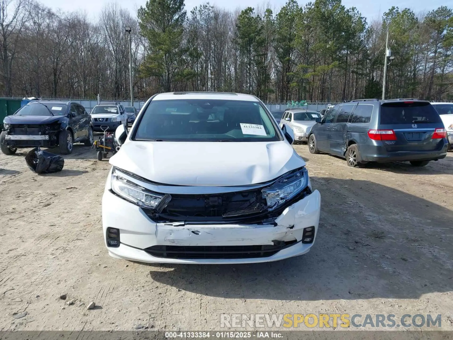 13 Photograph of a damaged car 5FNRL6H6XRB070789 HONDA ODYSSEY 2024
