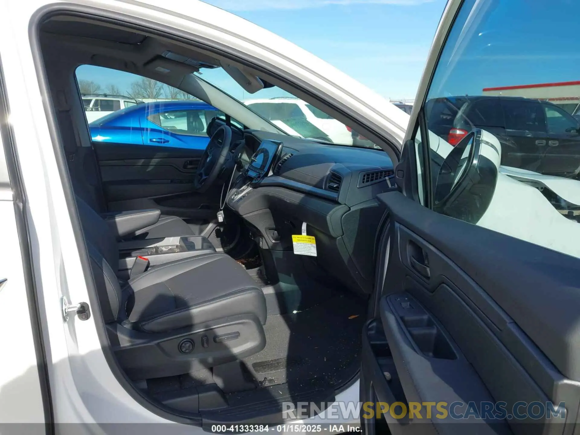 5 Photograph of a damaged car 5FNRL6H6XRB070789 HONDA ODYSSEY 2024