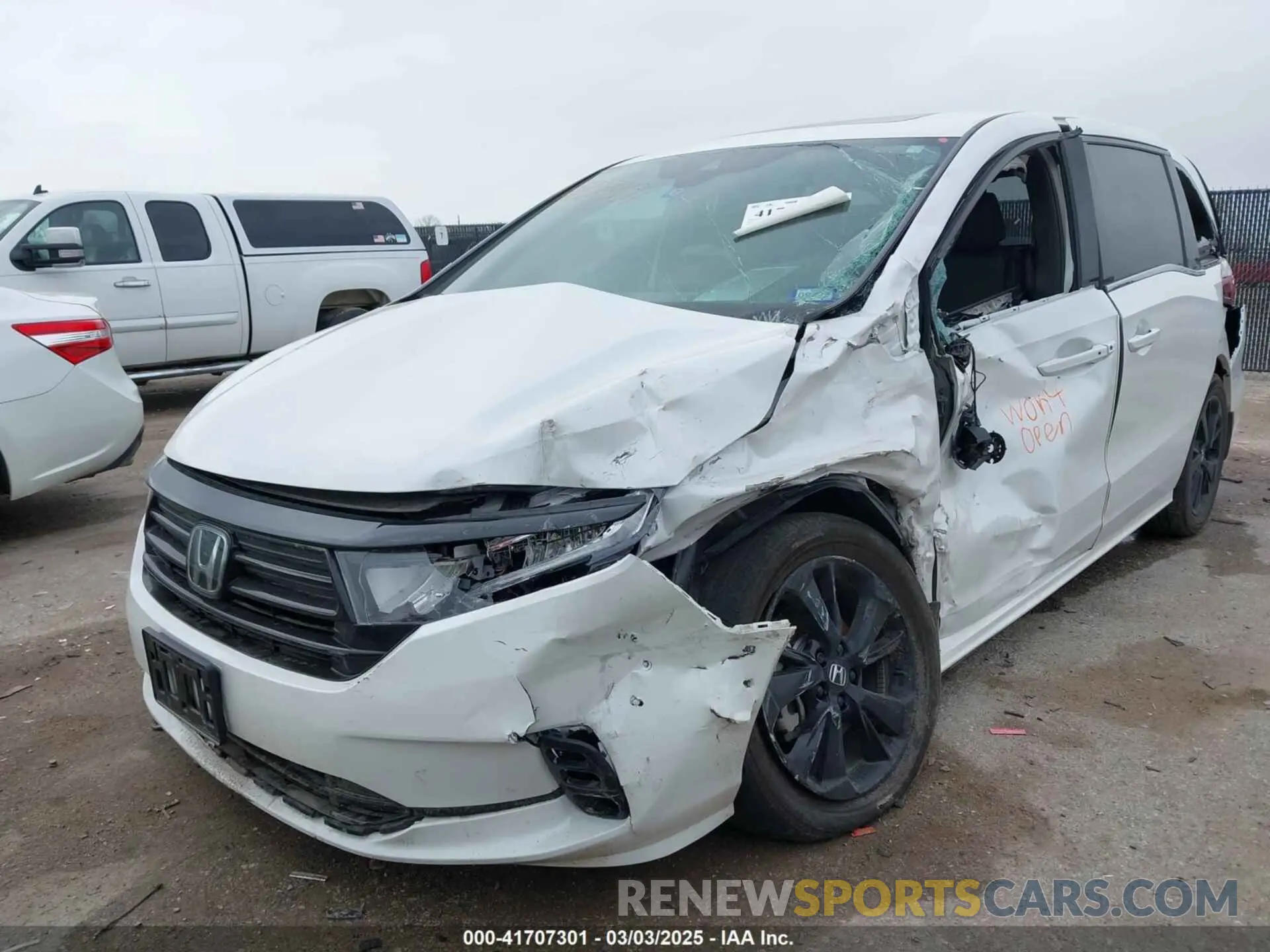 6 Photograph of a damaged car 5FNRL6H72RB008862 HONDA ODYSSEY 2024