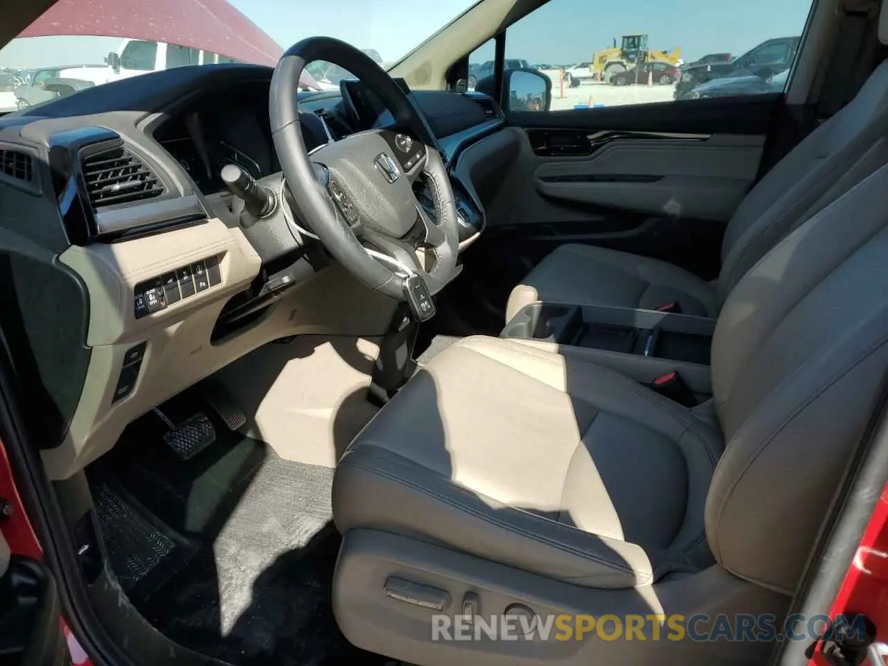 7 Photograph of a damaged car 5FNRL6H80RB013129 HONDA ODYSSEY 2024