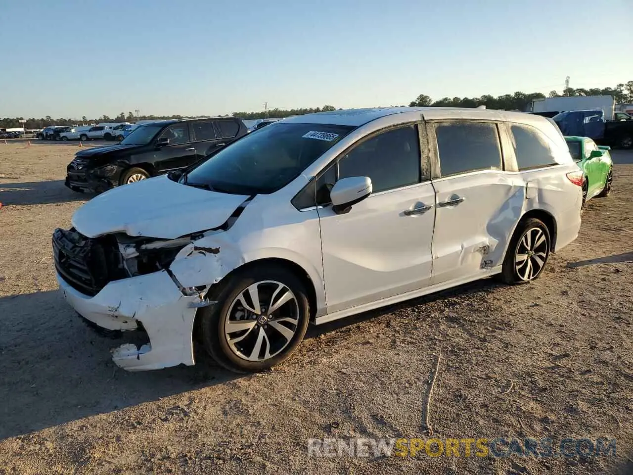 1 Photograph of a damaged car 5FNRL6H81RB025841 HONDA ODYSSEY 2024
