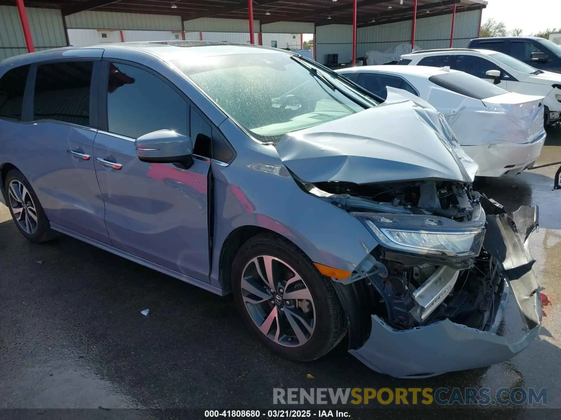 17 Photograph of a damaged car 5FNRL6H82RB027601 HONDA ODYSSEY 2024