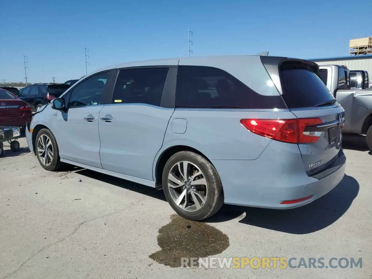 2 Photograph of a damaged car 5FNRL6H84RB001517 HONDA ODYSSEY 2024