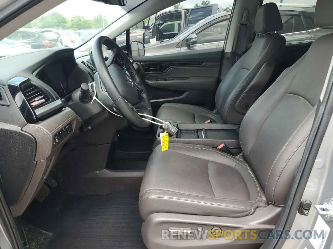 7 Photograph of a damaged car 5FNRL6H84RB030595 HONDA ODYSSEY 2024