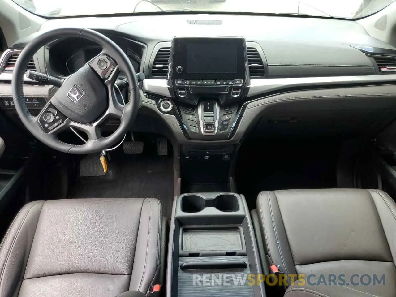 8 Photograph of a damaged car 5FNRL6H84RB030595 HONDA ODYSSEY 2024