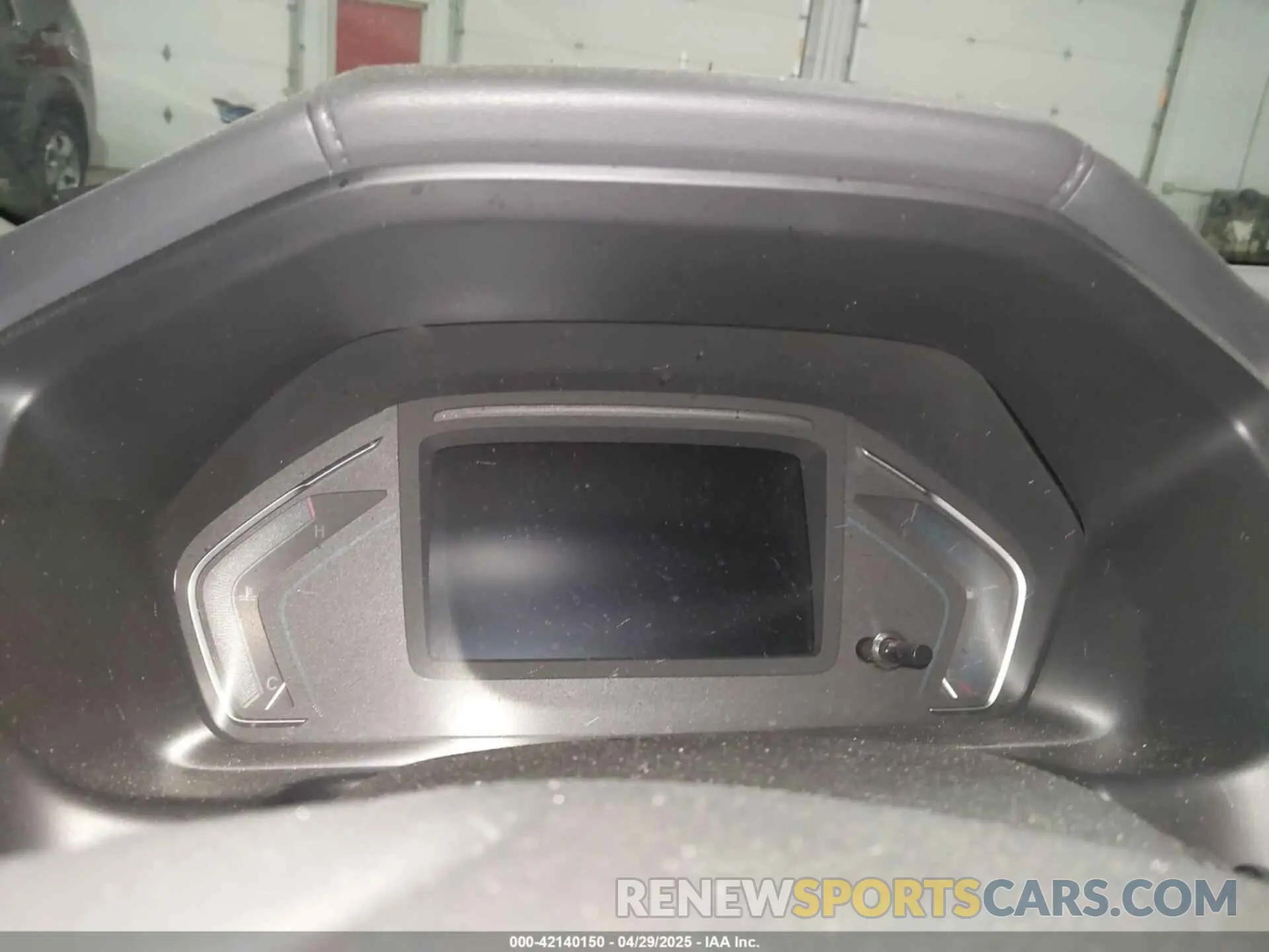 16 Photograph of a damaged car 5FNRL6H86RB074386 HONDA ODYSSEY 2024