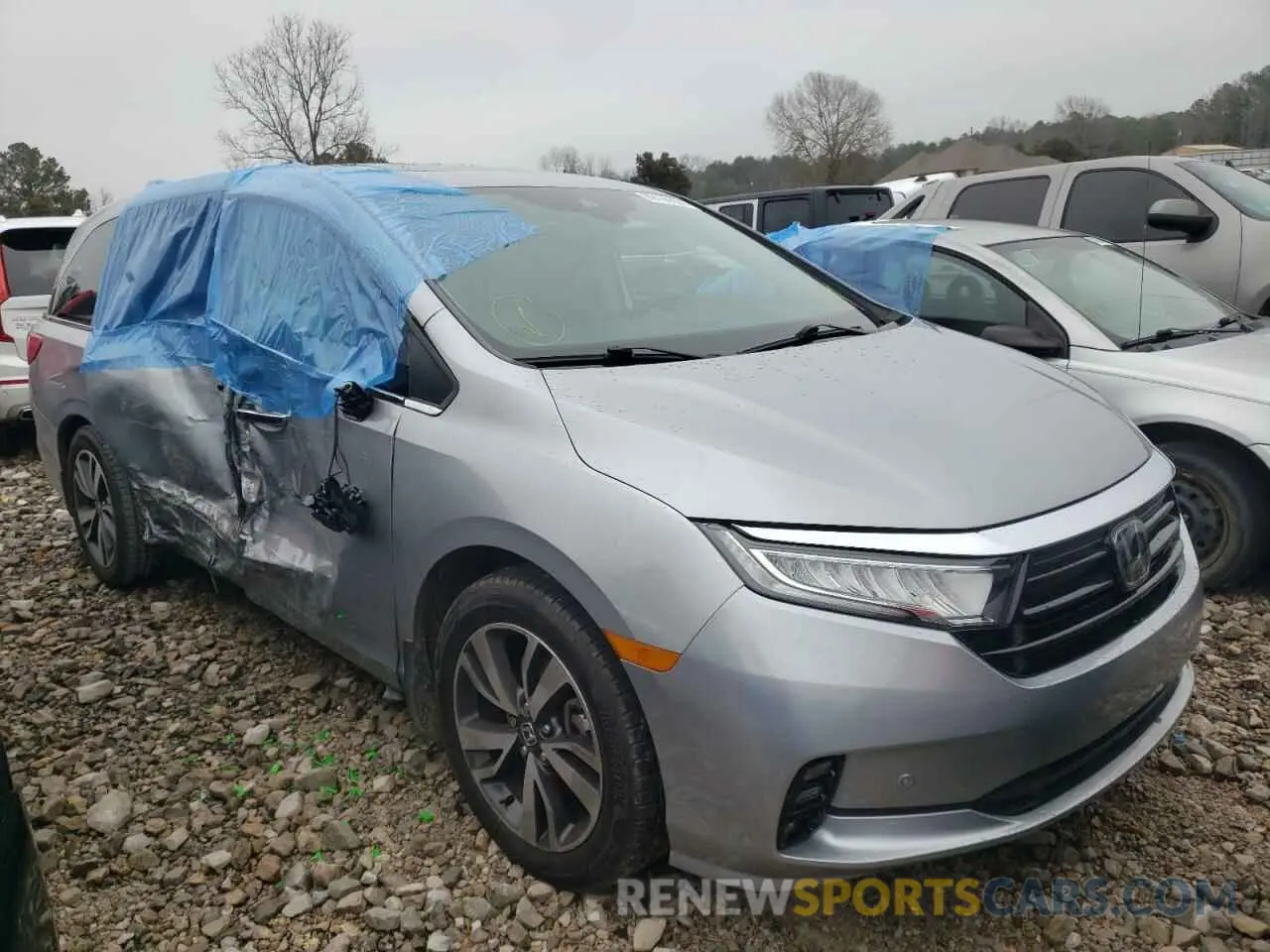 4 Photograph of a damaged car 5FNRL6H87RB008073 HONDA ODYSSEY 2024