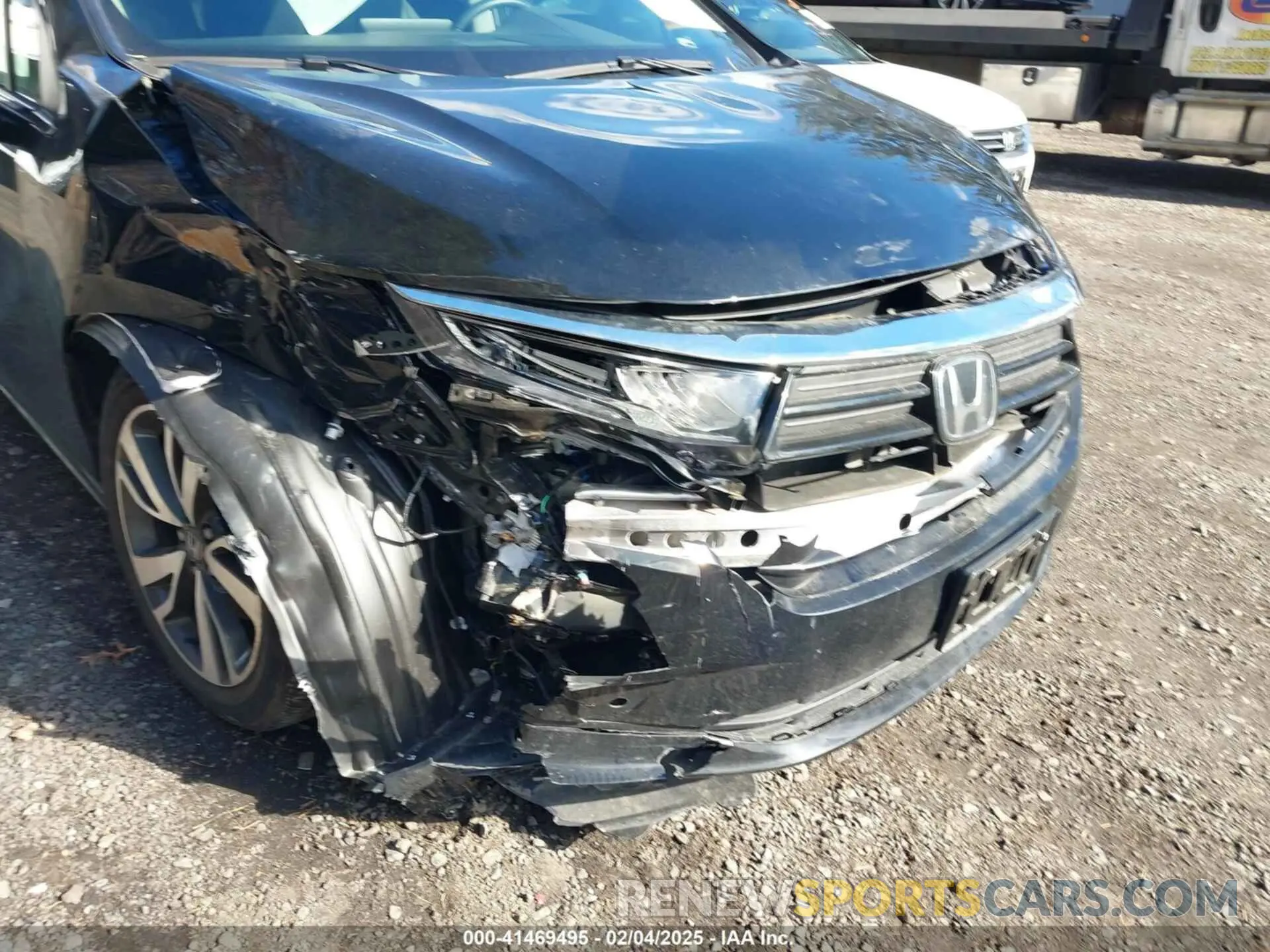 6 Photograph of a damaged car 5FNRL6H89RB042354 HONDA ODYSSEY 2024