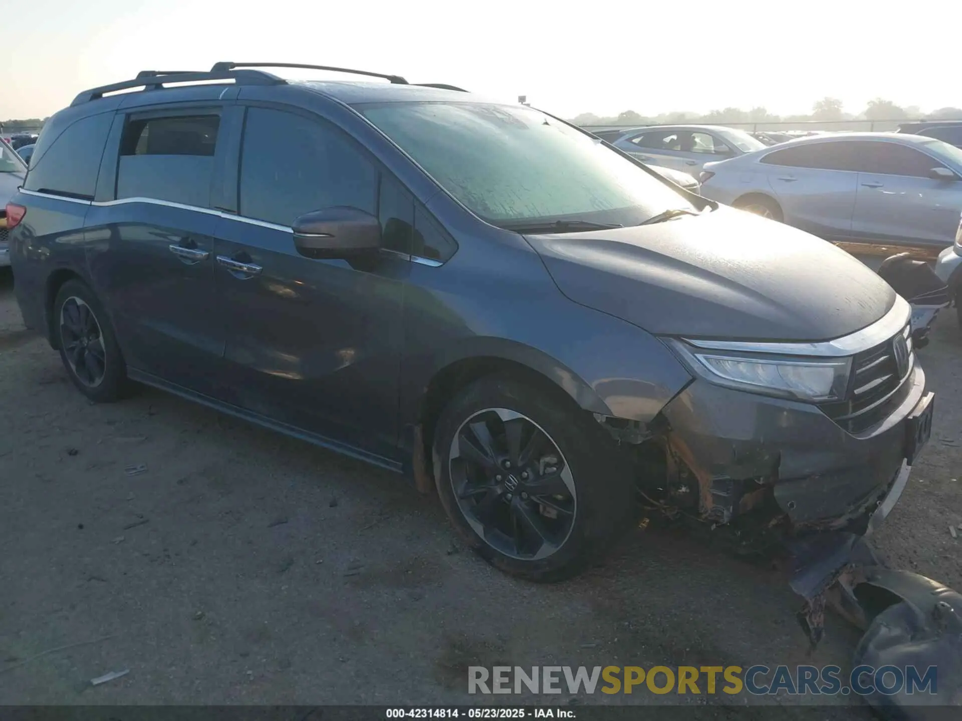 1 Photograph of a damaged car 5FNRL6H93RB023047 HONDA ODYSSEY 2024