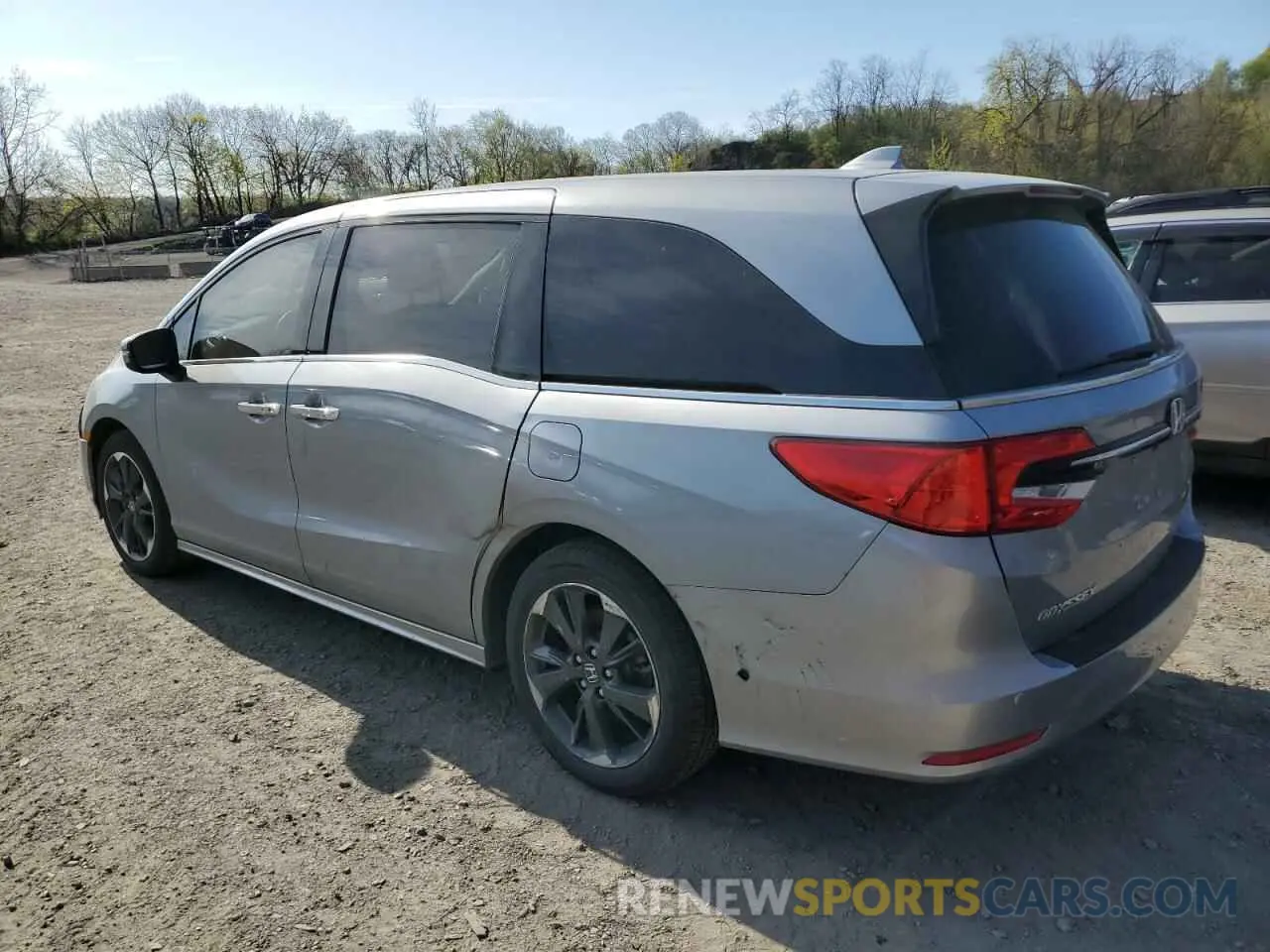 2 Photograph of a damaged car 5FNRL6H94RB002031 HONDA ODYSSEY 2024