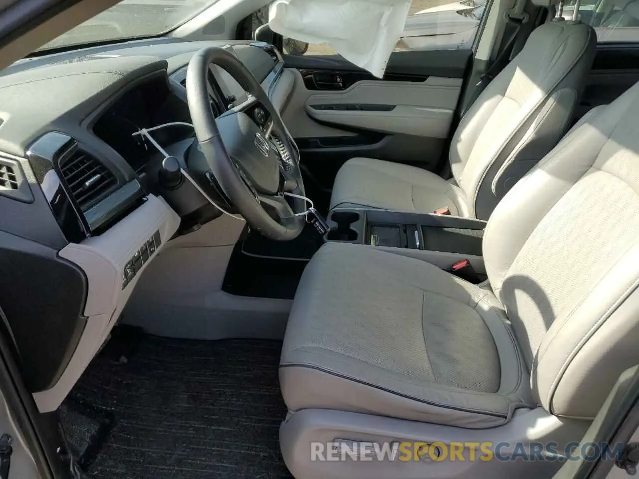 7 Photograph of a damaged car 5FNRL6H94RB002031 HONDA ODYSSEY 2024