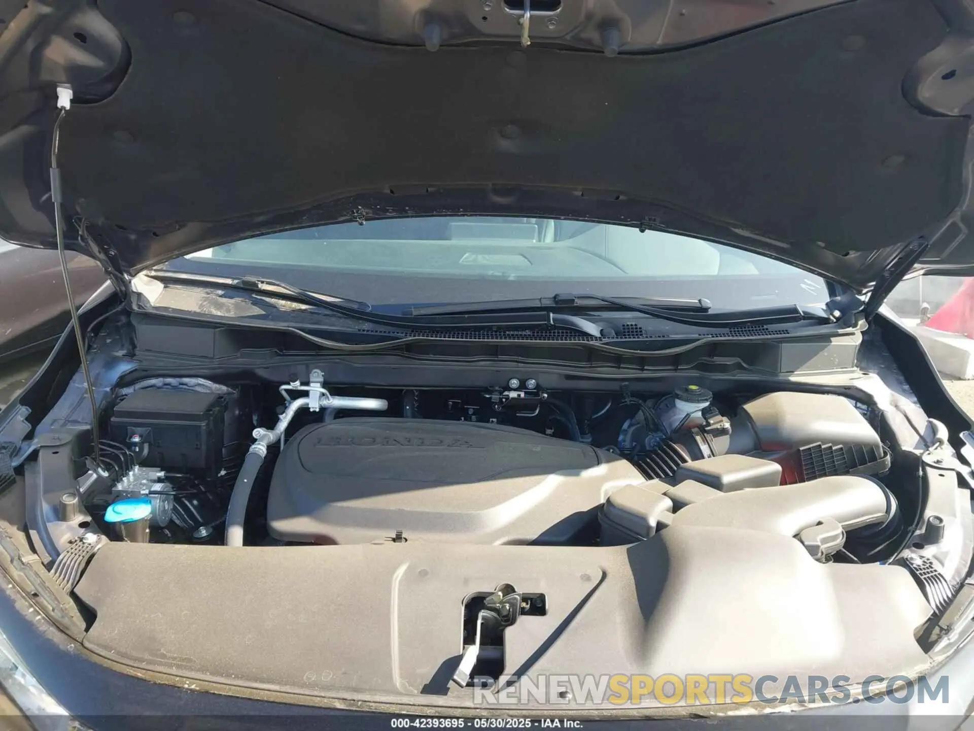 10 Photograph of a damaged car 5FNRL6H66SB037083 HONDA ODYSSEY 2025