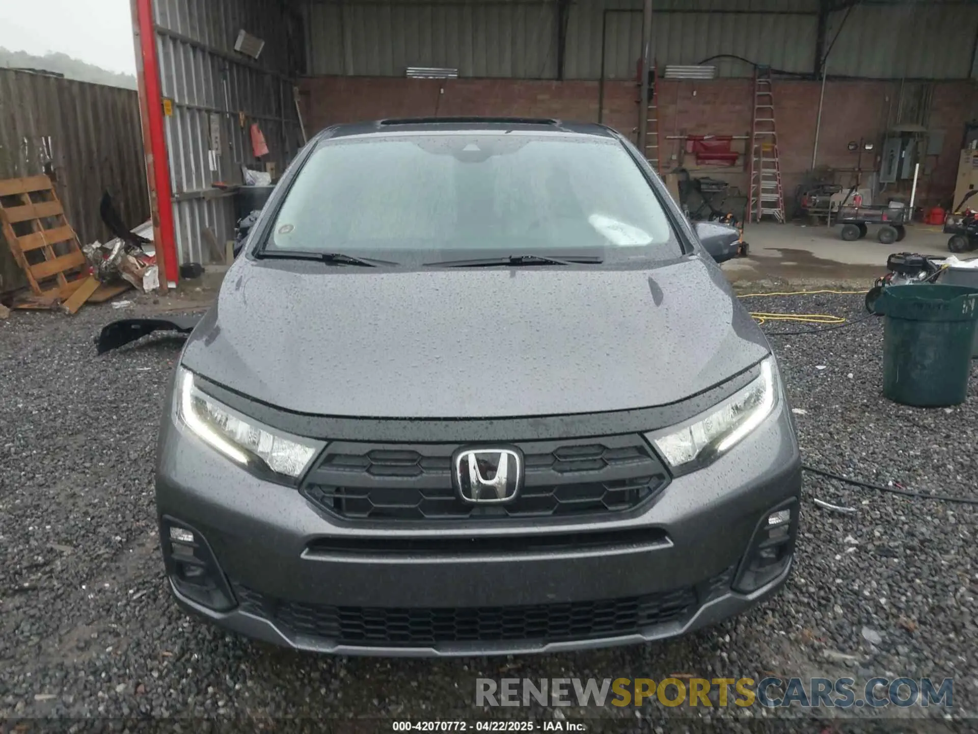 13 Photograph of a damaged car 5FNRL6H69SB033898 HONDA ODYSSEY 2025