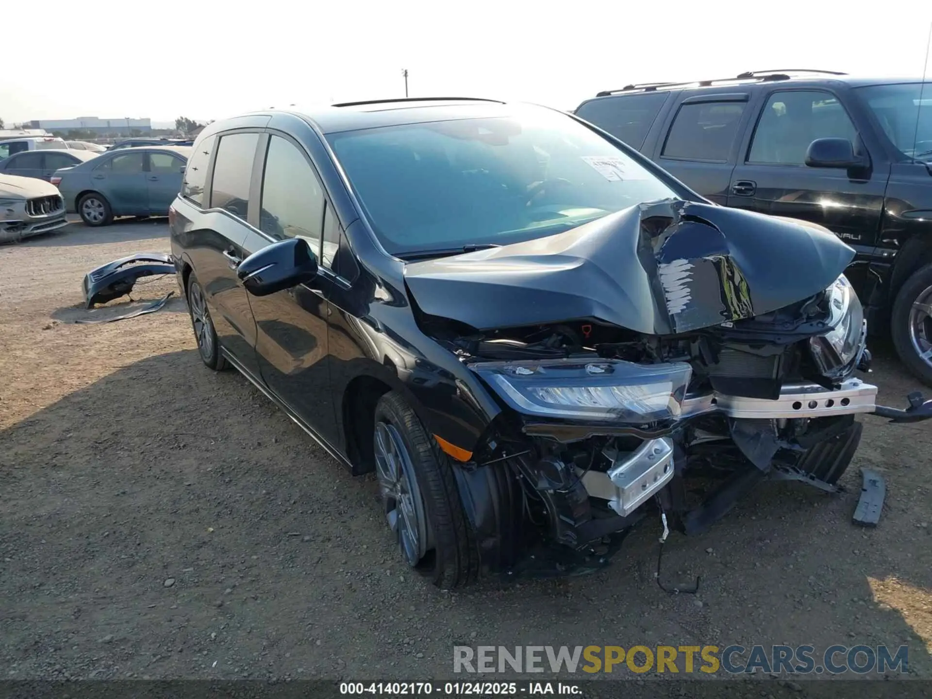 1 Photograph of a damaged car 5FNRL6H81SB011122 HONDA ODYSSEY 2025