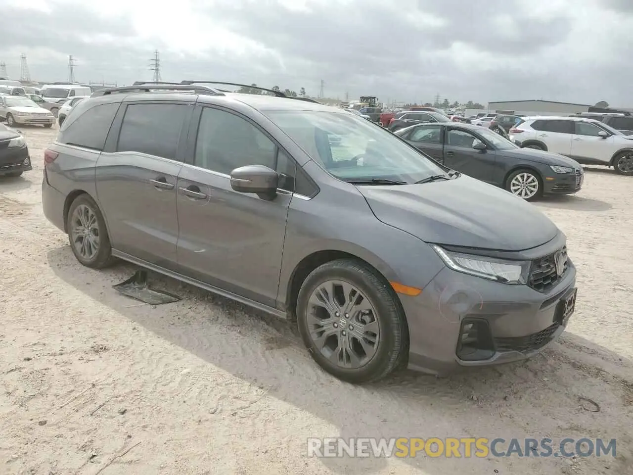4 Photograph of a damaged car 5FNRL6H86SB011746 HONDA ODYSSEY 2025