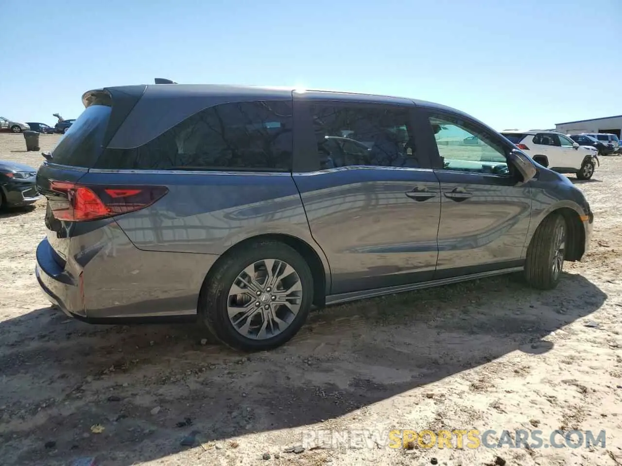 3 Photograph of a damaged car 5FNRL6H87SB037482 HONDA ODYSSEY 2025